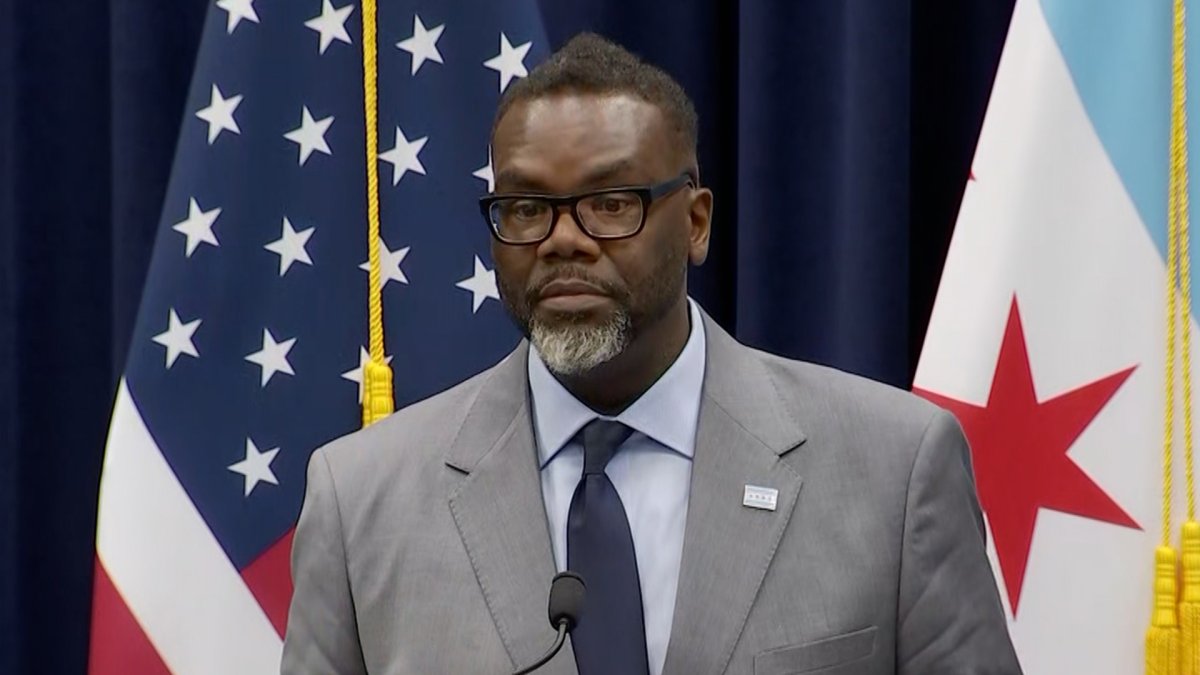 Mayor Brandon Johnson talks 5,000 salary raise for ‘cost of living