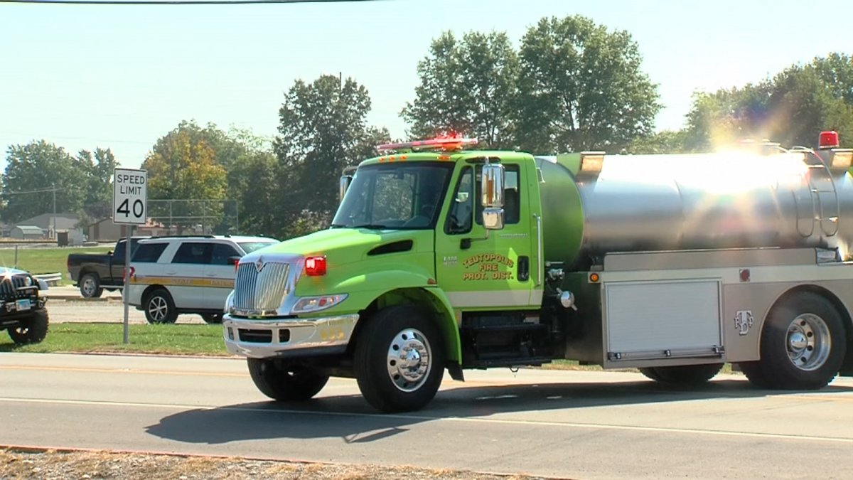 Investigation continues after truck crash kills 5, causes toxic chemi...