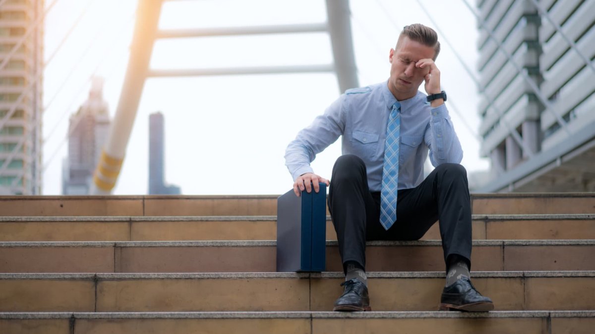 'Money dysmorphia' could be keeping you from building wealth, expert says – NBC Chicago - Vimarsana News