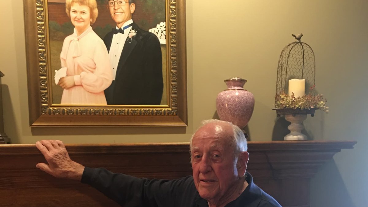100-year-old explains how he still has $1 million saved: 'I always lived within my means. I'm not a gambler.' – NBC Chicago - Vimarsana News
