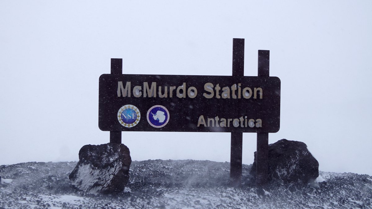 Man accused of assault sent to remote icefield in Antarctica – NBC Chicago - Vimarsana News