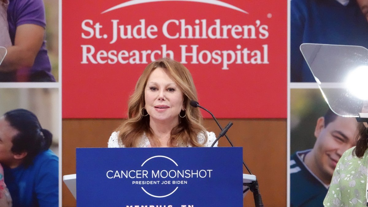 Marlo Thomas celebrates $1 billion raised for St. Jude hospital – NBC Chicago - Vimarsana News