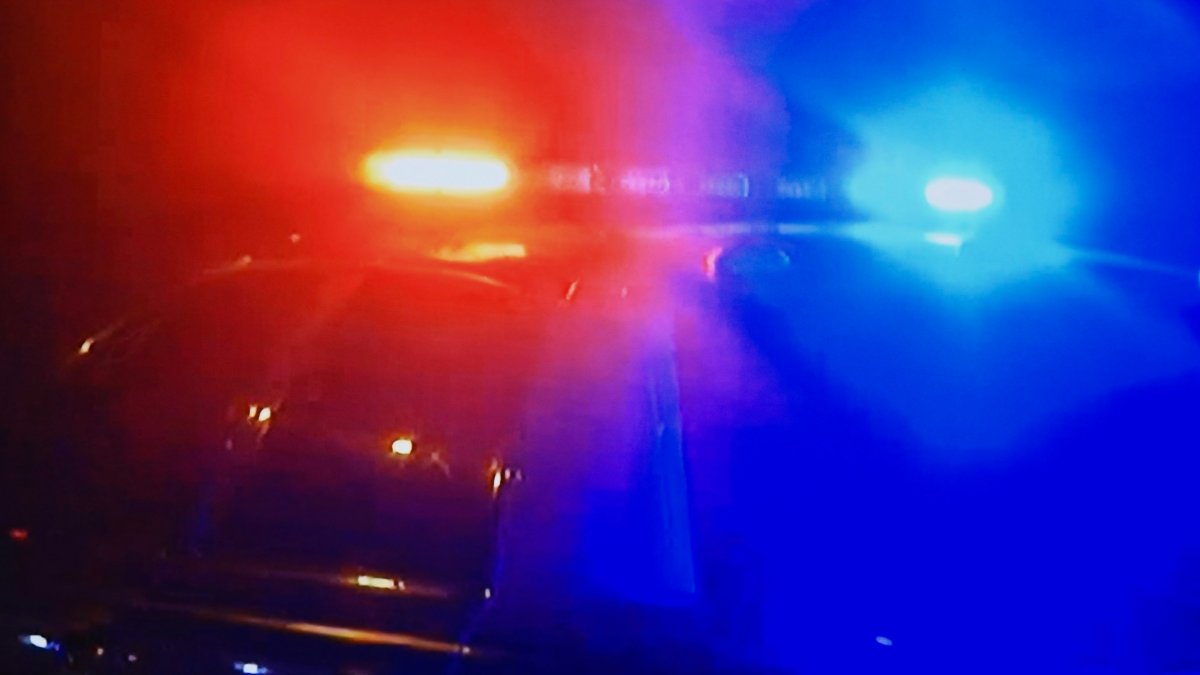 Heavy police presence reported in McHenry County; Johnsburg residents asked to shelter in place