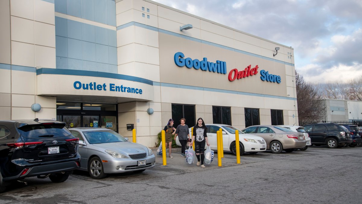 Goodwill outlet Chicago First outlet store to open in Romeoville NBC