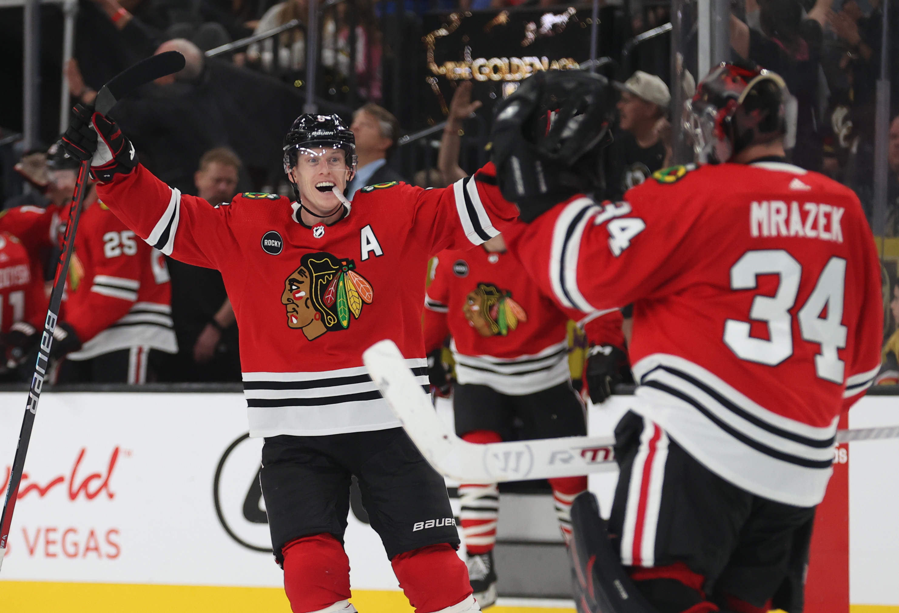 Blackhawks looking forward to first mom’s trip since 201920 season