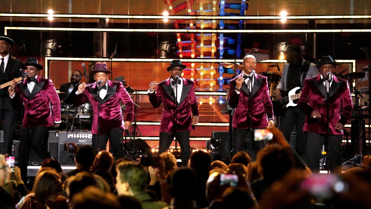 New Edition announces Las Vegas residency – NBC Chicago - Vimarsana News