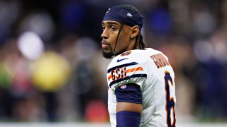 NEW ORLEANS, LOUISIANA – NOVEMBER 05:  Kyler Gordon #6 of the Chicago Bears warms up before a game against the New Orleans Saints at Caesars Superdome on November 5, 2023 in New Orleans, Louisiana. The Saints defeated the Bears 24-17. (Photo by Wesley Hitt/Getty Images)