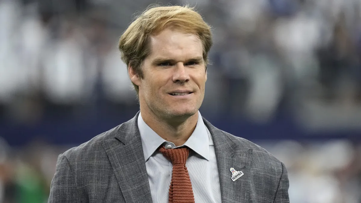 Greg Olsen interested in Panthers' head coaching gig, report says