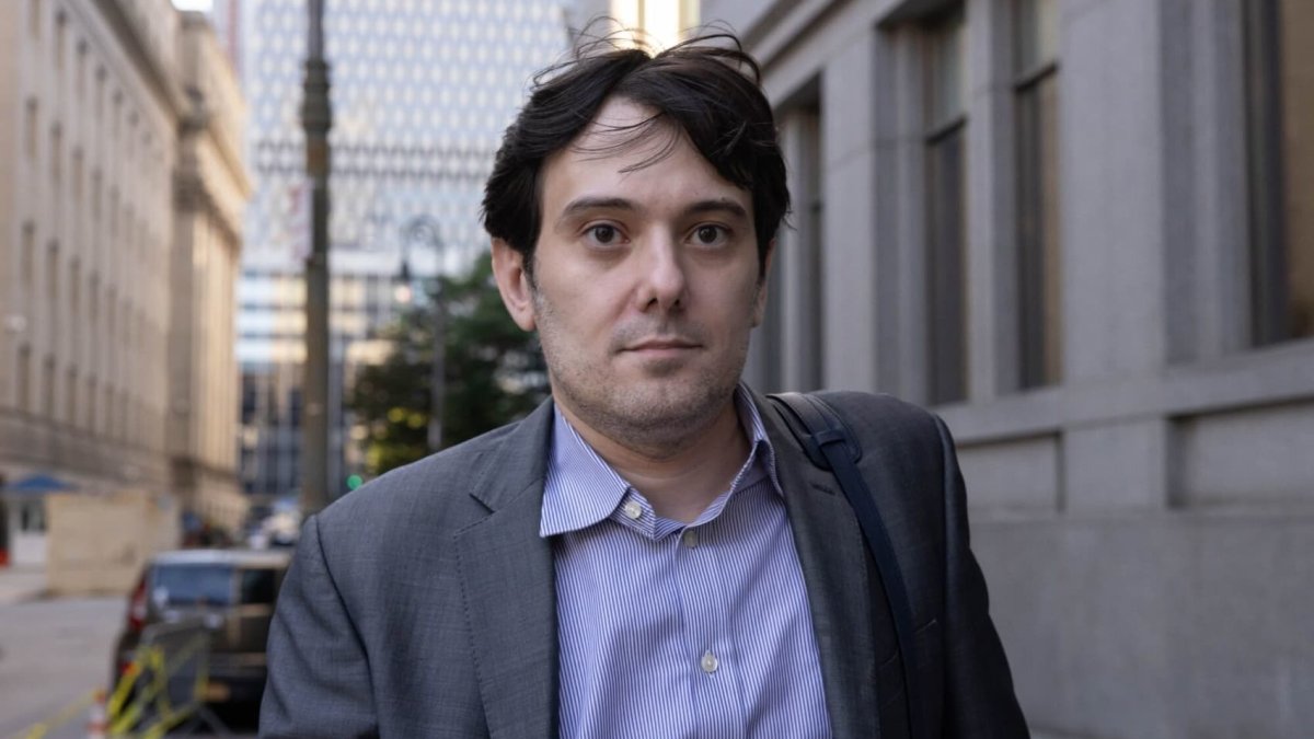 'Pharma Bro' Martin Shkreli violated prison release to go on Tucker Carlson show: Court doc – NBC Chicago - Vimarsana News