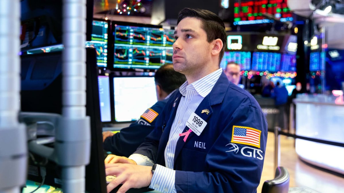 Stock futures are flat ahead of final trading day of 2023 with S&P 500 on cusp of record: Live updates - Vimarsana News