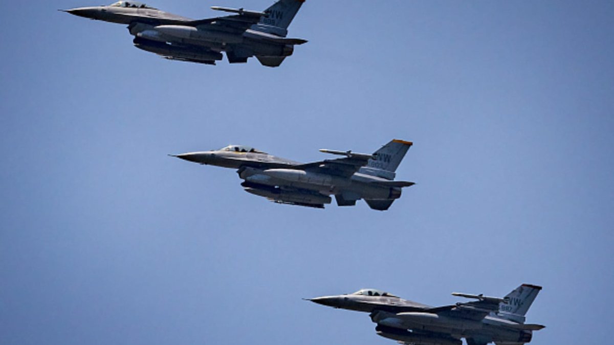 Top China, U.S. military leaders hold first meeting in more than a year - Vimarsana News