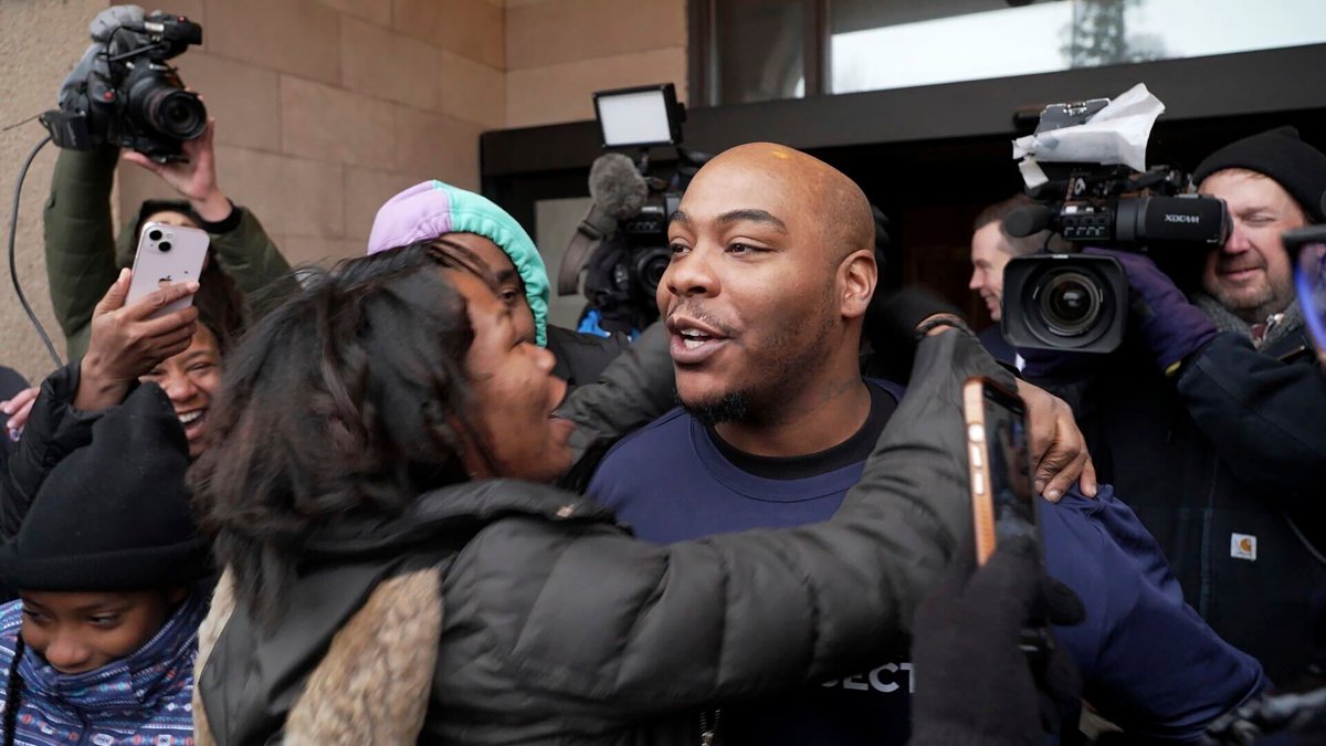 Minnesota man sent to prison as a teen released from jail after judge throws out conviction – NBC Chicago - Vimarsana News