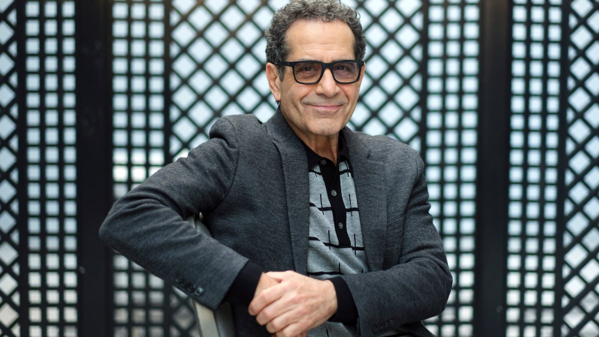 Tony Shalhoub returns in 'Mr. Monk's Last Case' – NBC Chicago - Vimarsana News