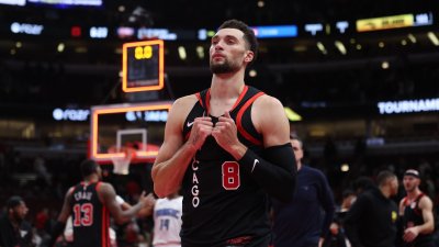 Zach LaVine out 3-4 more weeks