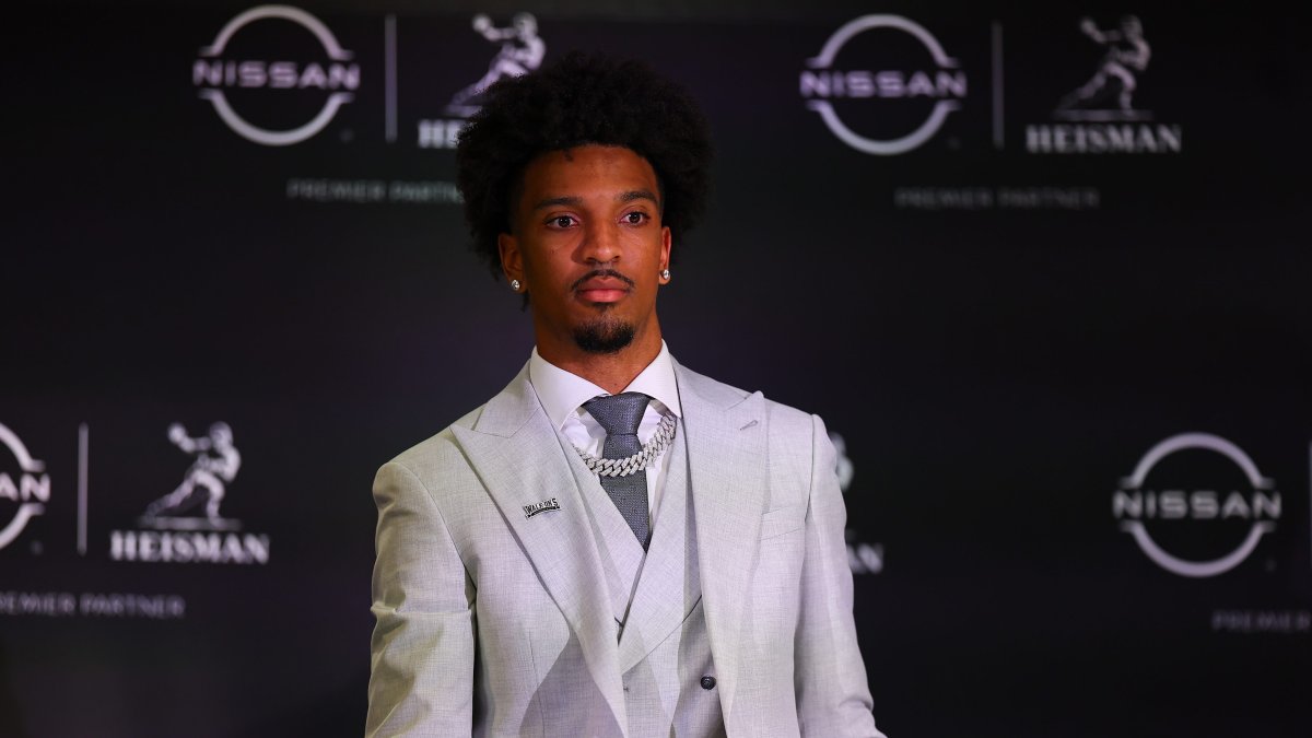 LSU QB Jayden Daniels named 2023 Heisman Trophy recipient