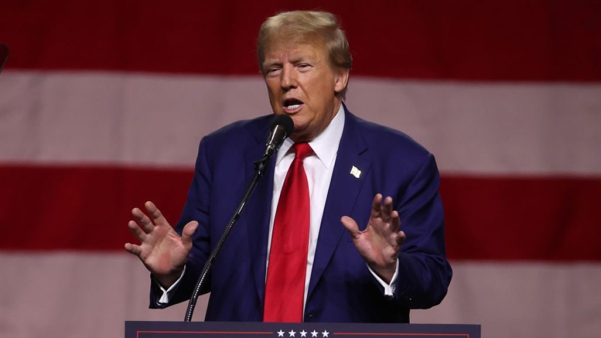 Trump invokes Nazi-era 'blood' rhetoric against immigrants – NBC Chicago - Vimarsana News