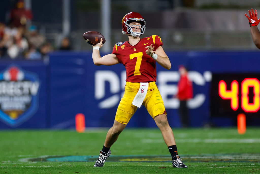 Miller Moss, USC Upsets No. 15 Louisville In Holiday Bowl