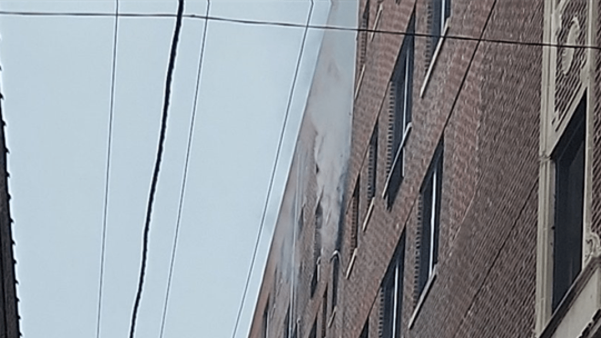 At least 2 hurt, multiple people rescued in Egdewater blaze: CFD