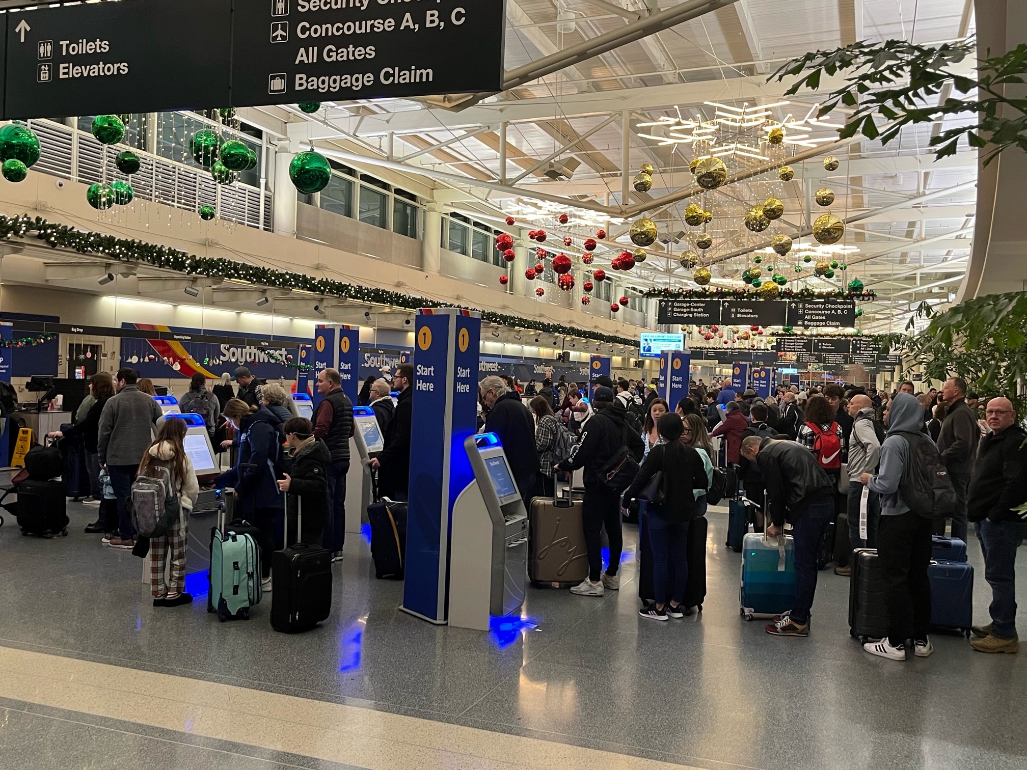 Post-holiday travel rush set to begin after Southwest flight cancellations – NBC Chicago