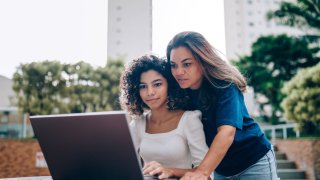 Unable to fill out your FAFSA? ‘Don’t panic,’ expert says—here’s why you might not be able to access it