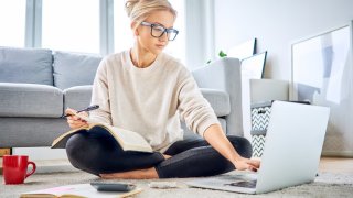 43% of Americans with credit card debt say it’s due to emergency expenses—here’s how much it’s costing them
