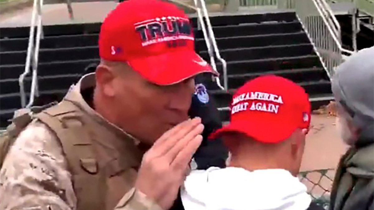 Trump supporter Ray Epps gets a year of probation over Jan. 6 Capitol riot – NBC Chicago - Vimarsana News