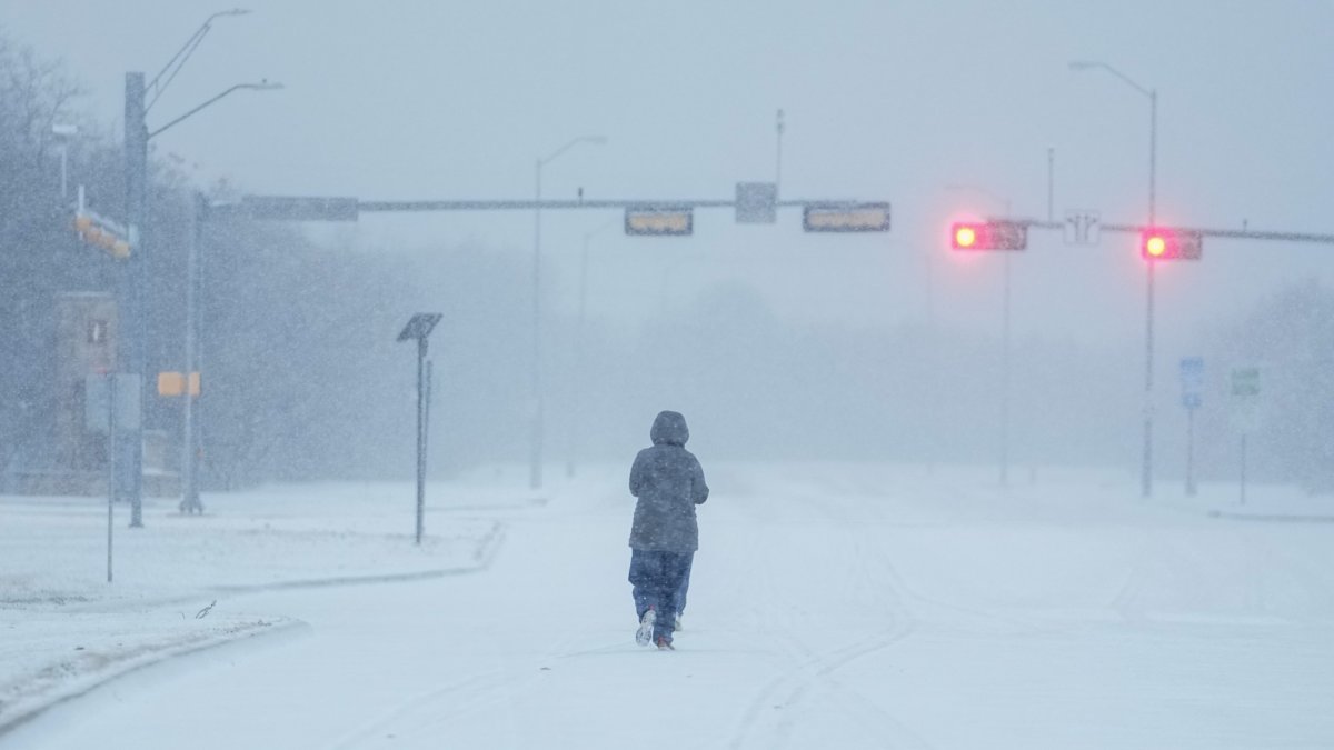 Indiana deploys National Guard amid winter storm