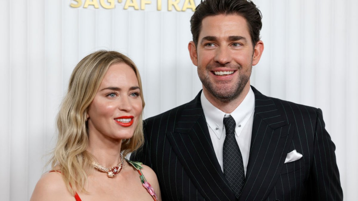 Emily Blunt and John Krasinski on what parenting includes: 'an existential crisis' – NBC Chicago - Vimarsana News