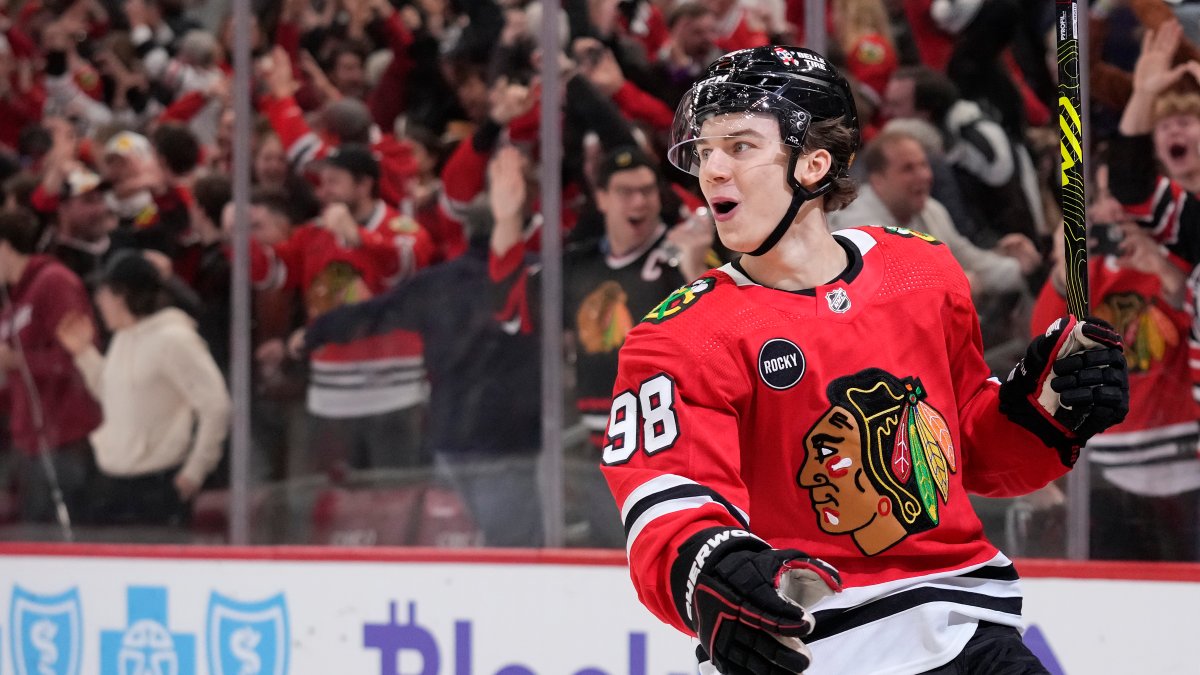 Blackhawks' Connor Bedard wins 2024 Calder Trophy as NHL rookie of the year