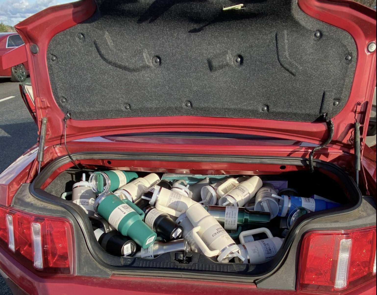 sacramento-woman-arrested-after-stealing-65-stanley-quenchers-nbc-chicago