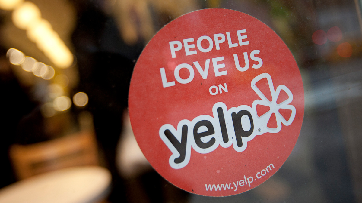 3 popular Chicago restaurants rank on Yelp's ‘Top 100 Places to Eat' in the U.S. for 2026