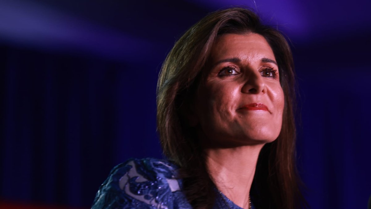 Nikki Haley makes surprise 'Saturday Night Live' cameo asking 'Trump' questions – NBC Chicago - Vimarsana News