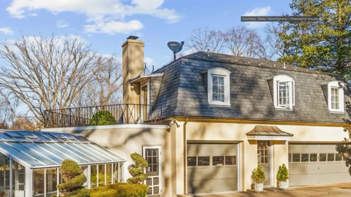 Dianne Feinstein's former DC home hits the market for $8.5 million – NBC Chicago - Vimarsana News