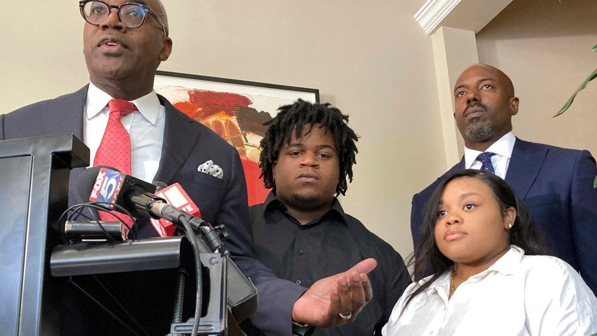 Decapitation of baby during delivery was a homicide, medical examiner rules – NBC Chicago - Vimarsana News