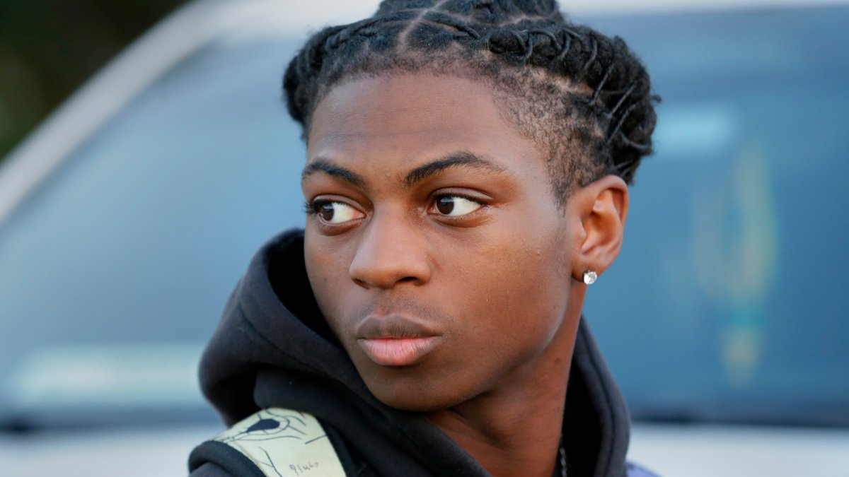 A dispute over a Black student's hair goes to court in Texas – NBC Chicago - Vimarsana News