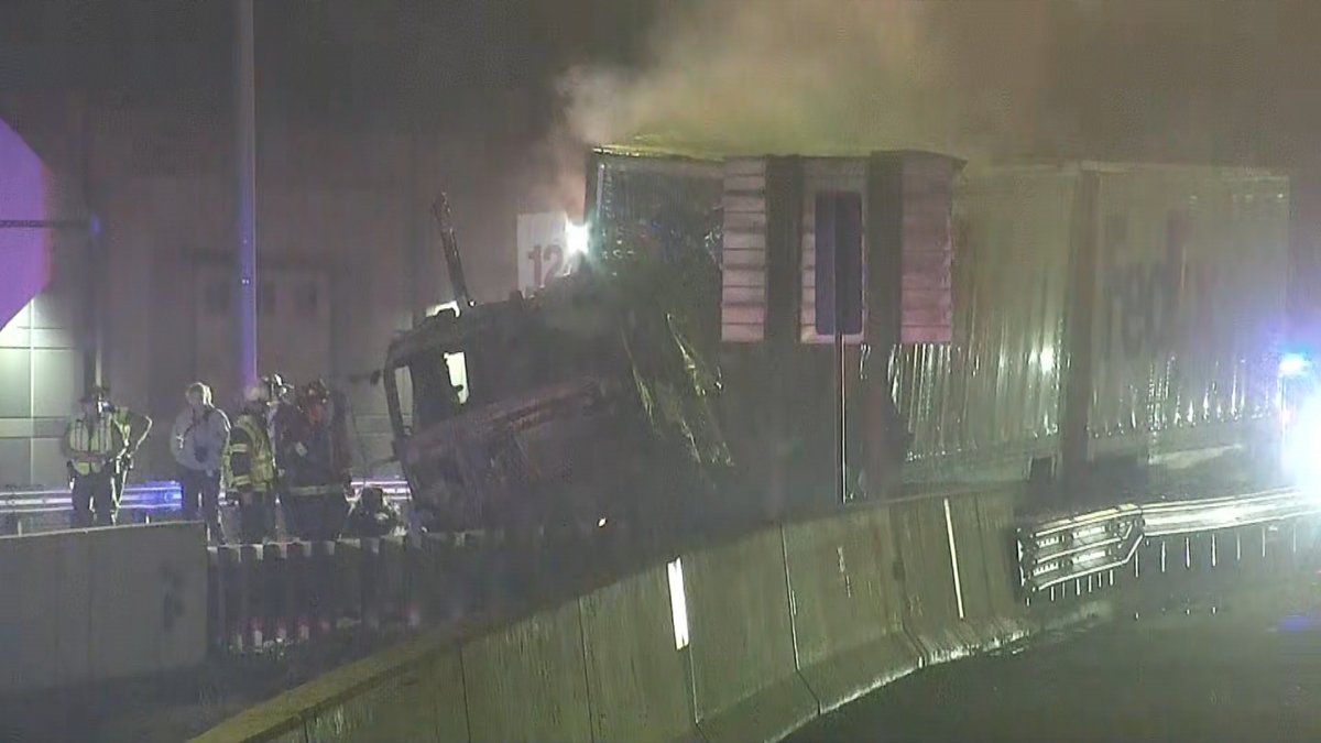 Fiery FedEx truck crash closes I-294 ramp in suburbs; scene remains active