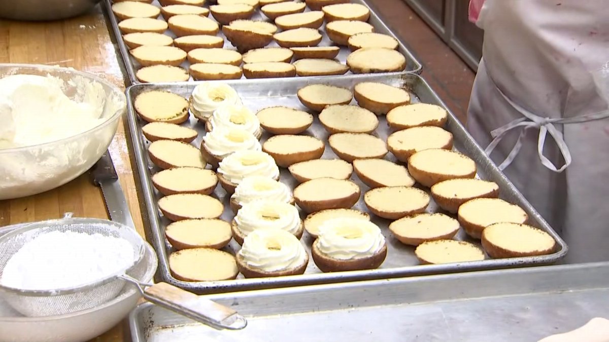 Paczki or doughnut? Chicago bakery Delightful Pasties explains the difference on Paczki Day