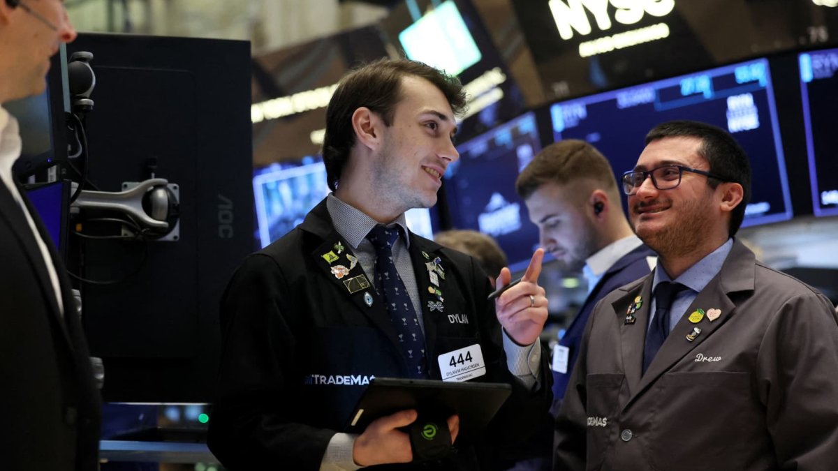Treasury yields fall ahead of February jobs report NBC Chicago