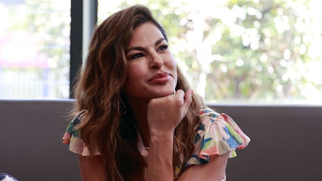 Eva Mendes reveals why she quit acting after having kids with Ryan Gosling – NBC Chicago - Vimarsana News