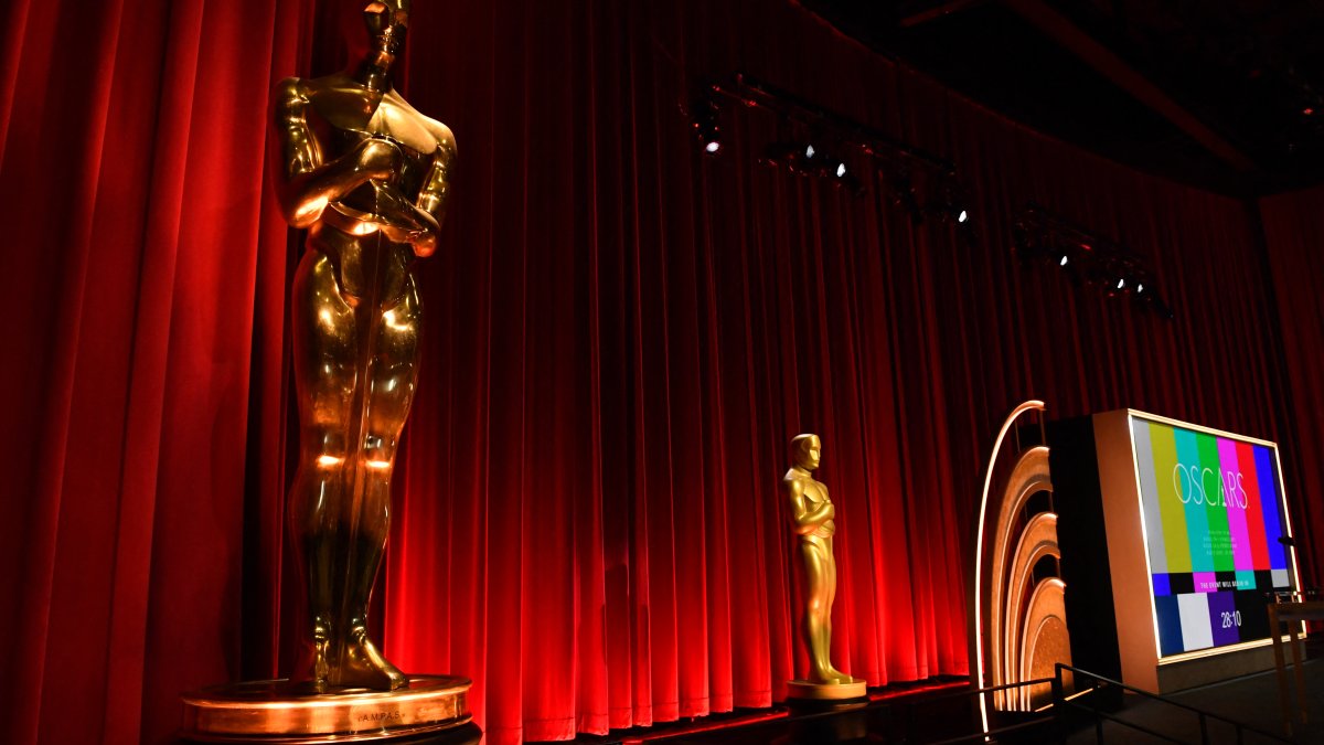 Oscars producers tease cameos and surprises for 2024 ceremony NBC Chicago