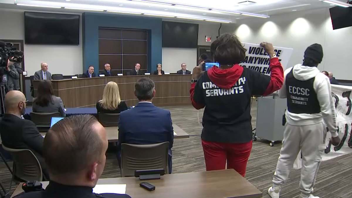 Family pleads for Carol Stream police to release unedited video of fatal shooting