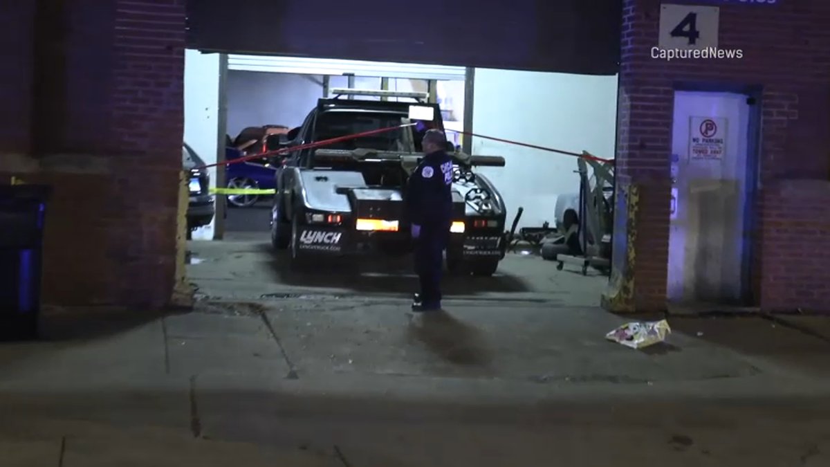 Person shot and killed inside Hermosa warehouse Chicago police NBC