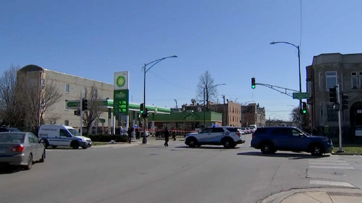 Chicago police investigating Garfield Park shooting that left man dead ...