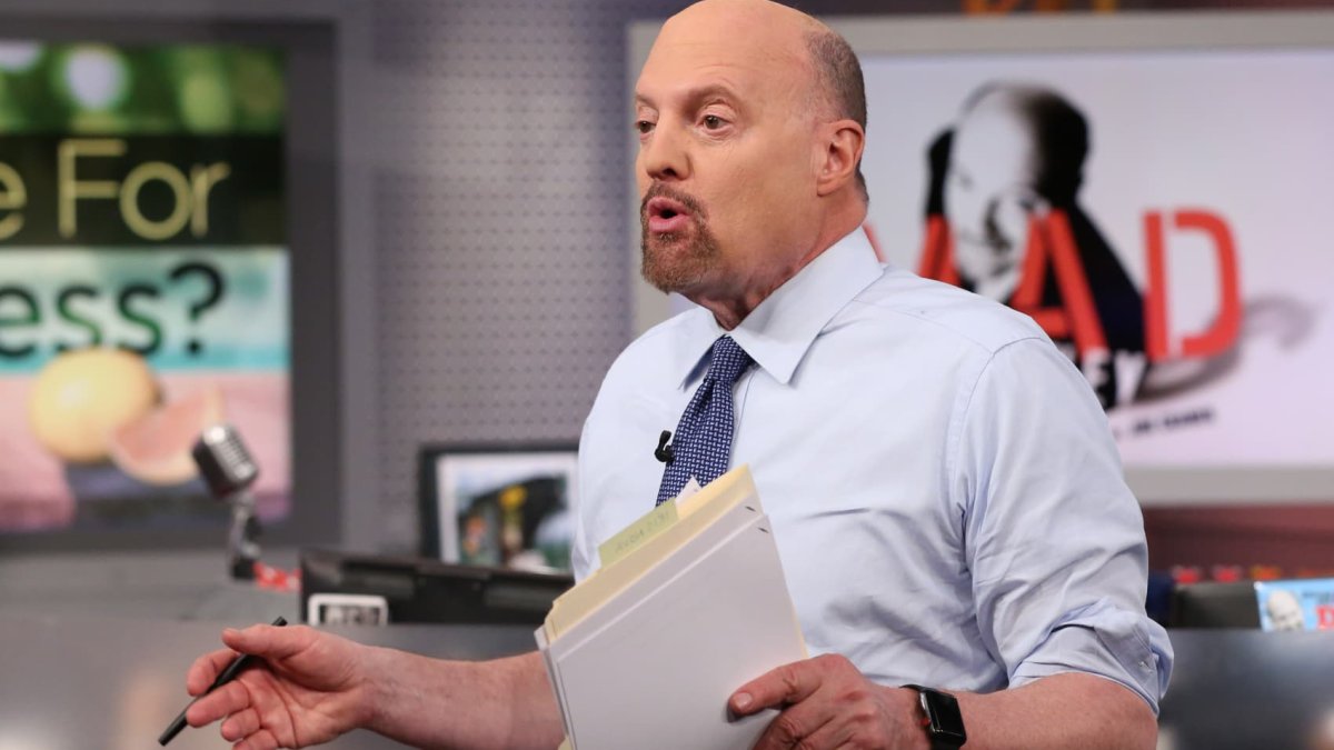 Cramer's week ahead: Fed meeting and earnings from Apple, Amazon, Eli Lilly - Vimarsana News