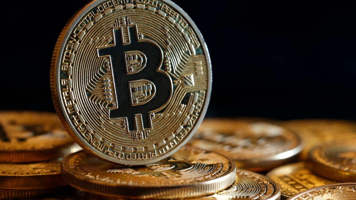 Bitcoin halving isn't a big deal for long-term investors, but may have a 'huge' impact on one key group, says Columbia professor – NBC Chicago - Vimarsana News