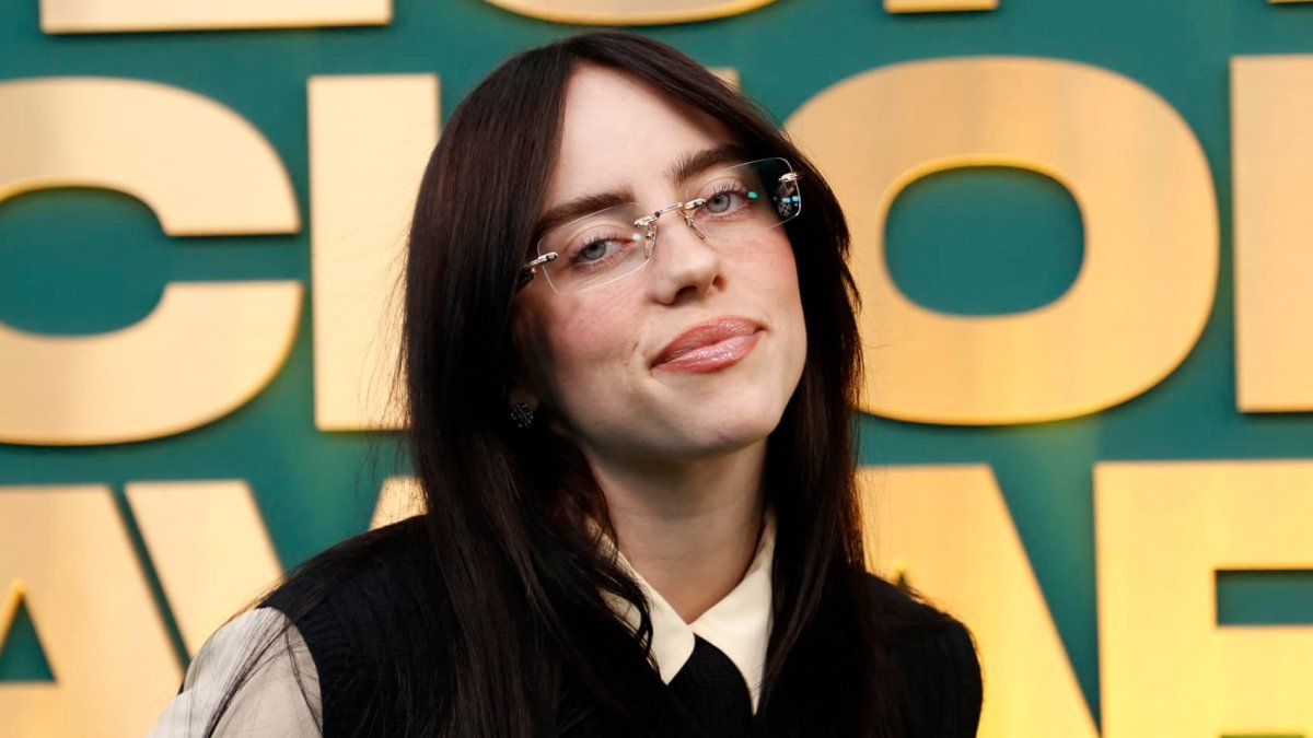 Billie Eilish, Nicki Minaj, Jon Bon Jovi and over 200 artists call for protections against "predatory use of AI" – NBC Chicago - Vimarsana News