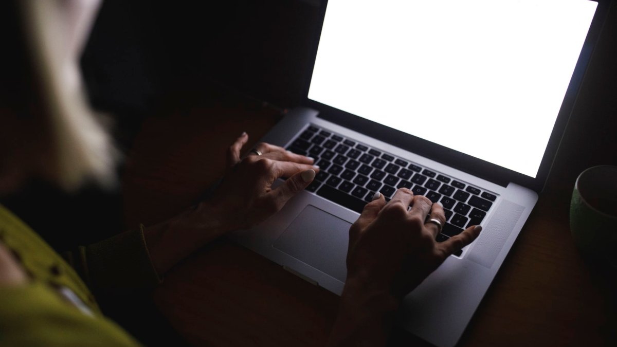 4 signs of health misinformation online—if it 'seems a bit ridiculous' that's a red flag, expert says – NBC Chicago - Vimarsana News