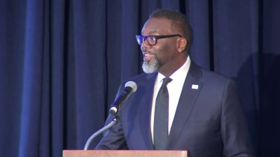 Mayor Brandon Johnson extends gratitude to Chicago Bears for their commitment to the city