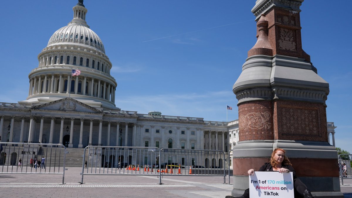 Senate passes bill forcing ByteDance to sell TikTok or face ban – NBC Chicago - Vimarsana News