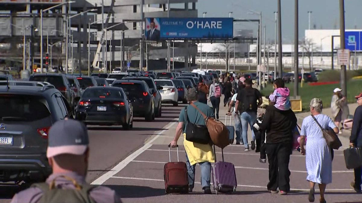 Chicago O’Hare protest: Airport warns of traffic delays due to protests ...